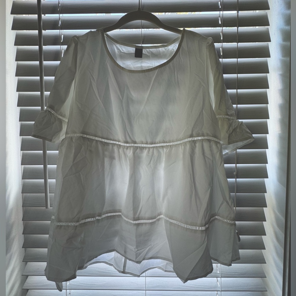 White blouse - NEVER WORN